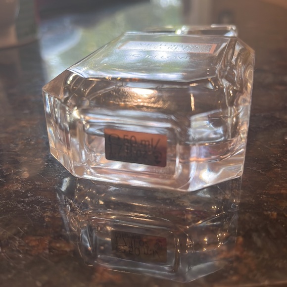 Victoria secret “So in love” EDP 1.7  used Authentic - Picture 5 of 6